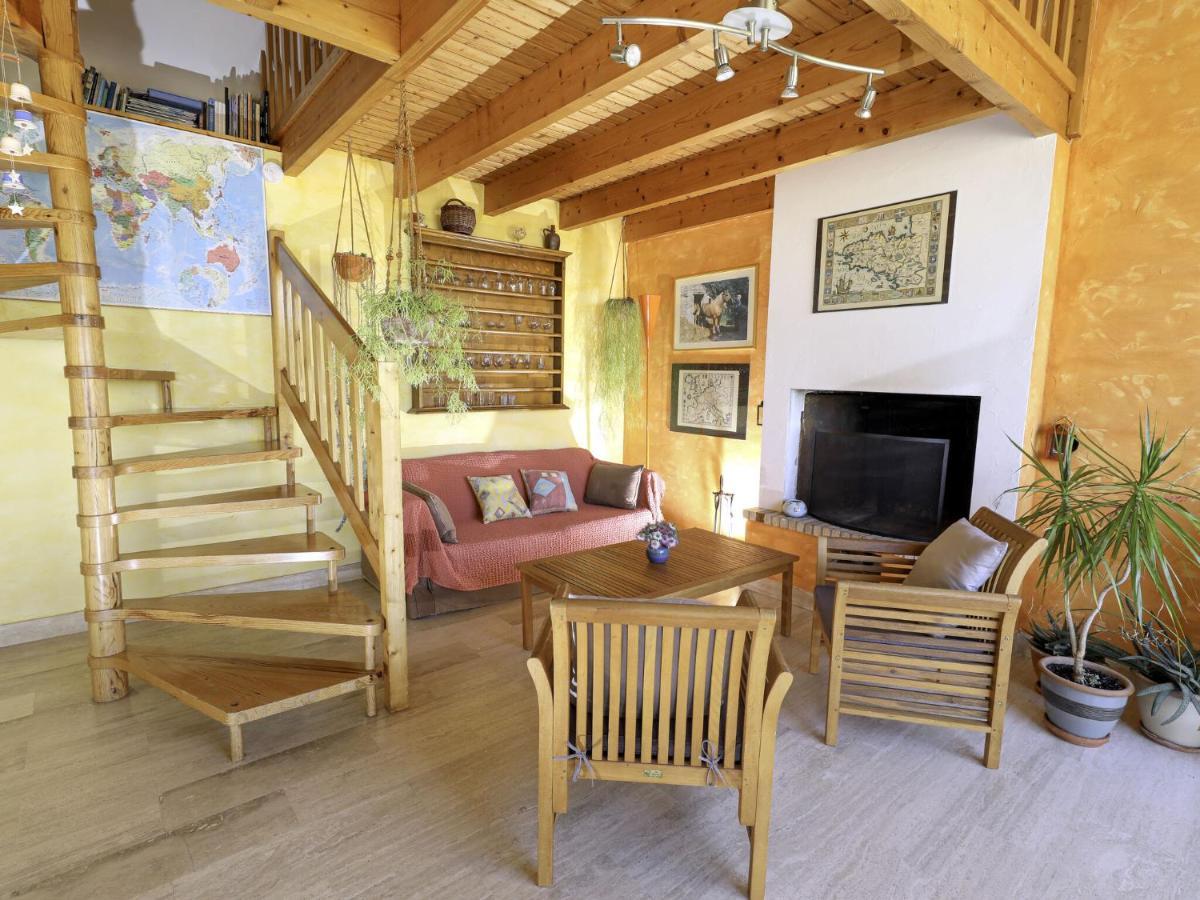 Bright Cottage In A Quiet Location, Near The Coast, Sibiril 외부 사진